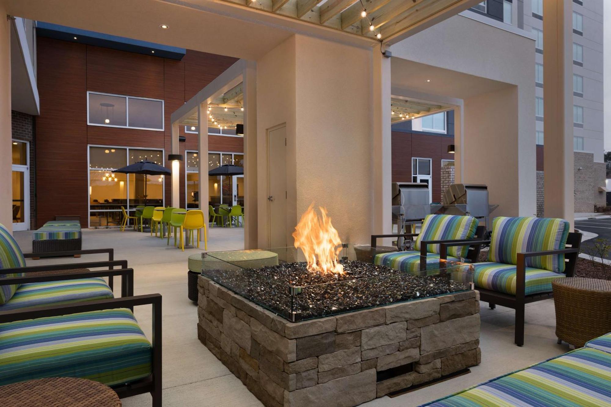 Home2 Suites By Hilton Durham University Medical Center Εξωτερικό φωτογραφία